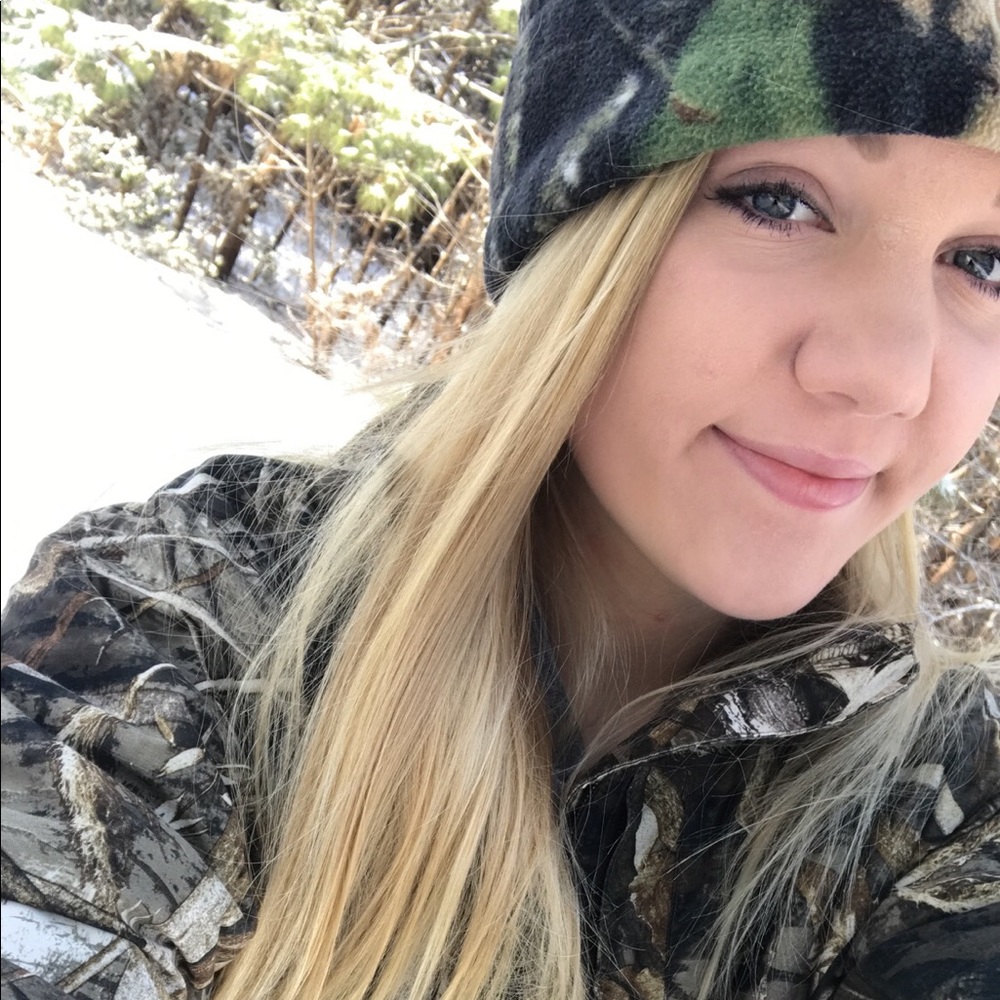 Meet your Posher, Haley